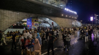 Polda Metro Jaya Imbau Warga Pakai Transportasi Umum saat Bepergian di Malam Tahun Baru