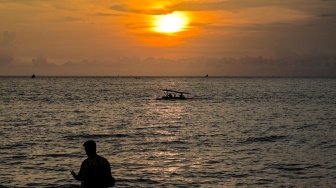 Menikmati Indahnya Sunset Akhir Tahun di Lombok