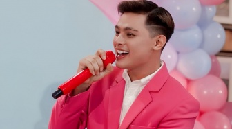 Dari Pegawai Minimarket Kini Jadi Co Host Acara, Ini Pengalaman Muhagumi