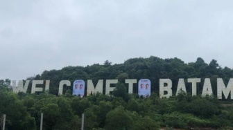 Pasang Baliho Prabowo-Gibran di Monumen Welcome To Batam, TKN: Itu Diperbolehkan