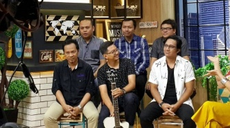 Duduk Perkara Ndhank Surahman vs Stinky dan Andre Taulany, Larang Bawa Lagu 'Mungkinkah' Meski Sudah Dibayar Royalti