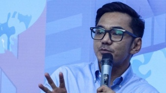 Pendidikan Dedek Prayudi, Jubir Kantor Komunikasi Kepresidenan RI yang Public Speaking-nya Ramai Dikritik