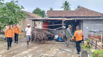 Puting Beliung Sapu Desa Sukatani Lampung Selatan, 10 Rumah Warga Rusak