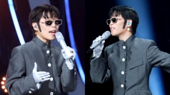 Bikin Ngakak! Chanhyuk AKMU Tirukan Gaya Elvis Presley: Biar Terlihat Seksi