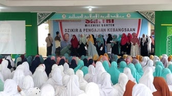 Punya Program Prioritas Dana Abadi Pesantren, Emak-emak Majelis Taklim se-Kota Serang Dukung Prabowo-Gibran