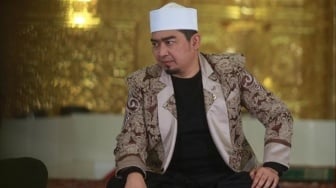 Punya Rumah Mentereng, Ini 6 Sumber Kekayaan Ustaz Solmed