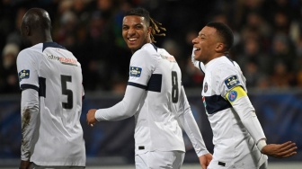 Kylian Mbappe Hattrick, PSG Hancurkan Revel 9-0 di 64 Besar Piala Prancis!