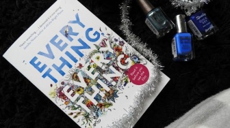 Review Novel 'Everything Everything', Cerita Cinta Remaja yang Ringan