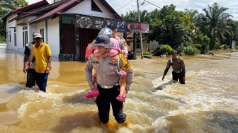 3.398 Warga Masih Mengungsi Akibat Banjir di Riau, Pelalawan Terbanyak