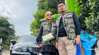 10 Potret Rumah Mewah Ustaz Solmed yang Viral Gara-gara Ada Sirkuit Mini dan Pom Bensin