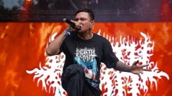 Habis Gelap, Widi Bawa Death Vomit Makin Garang