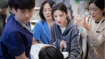 14 Drama Korea yang Dirilis tvN di 2024, Ada Spin Off Hospital Playlist!