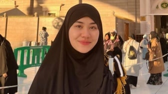 Cerita Aaliyah Massaid Tak Menyangka Dapat Keajaiban Saat Naik Jabal Rahmah