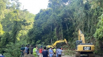 Longsor di Liku 9, Jalan Lintas Bengkulu-Sumsel Nyaris Putus