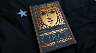 Review Novel Circe, Kehidupan Gadis di Zaman Yunani yang Penuh Ketegaran