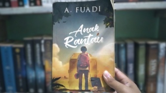 Review Novel Anak Rantau Karya Ahmad Fuadi: Alam Terkembang Menjadi Guru