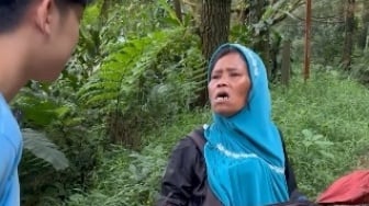 Viral Pengemis 'A Kasihan A' di Kawasan Gunung Halimun Salak Bogor, Netizen Ikut Mewek dan Doakan Ibu Baliah