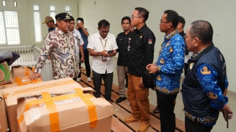 Distribusi Logistik Pemilu di Tengah Cuaca Ekstrem, Bahtiar: Kawal dengan Baik