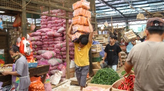 Surplus Perdagangan Indonesia Tahun 2023 Mencapai 36,93 Dolar AS