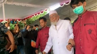 Siapa Abu Bakar Baasyir? Mantan Ulama Radikal Baru Saja Temui Jokowi di Kediaman Solo