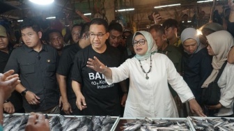 Sapa Pedagang Pasar Tos 3000 Batam, Anies Baswedan Janji Perbaiki Tata Niaga dari Praktik Mafia