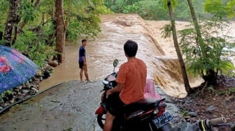 Kerap Terisolir Setiap Musim Penghujan, Warga Kedungwanglu Gunungkidul Ancam Golput