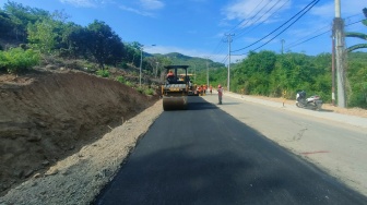 Dukung Destinasi Wisata Super Prioritas Labuan Bajo, Brantas Abipraya Bangun Infrastruktur Jalan Pelabuhan Peti Kemas