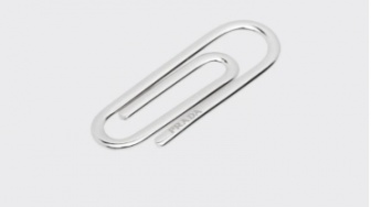 Brand Fashion Prada Jual Paperclip Seharga 6 Juta, Tertarik Beli?