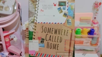 Ulasan Novel Somewhere Called Home: Perjalanan Panjang Mencari Makna Rumah