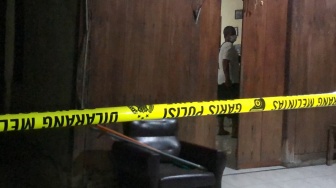 Puntung Rokok dan Benda Ini Ditemukan di Rumah Lansia Bekasi yang Tewas Bersimbah Darah, Polisi Bilang Begini