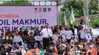 Tersihir Kata-kata Anies Baswedan, Tentara yang Mengepung UGM Akhirnya Mundur