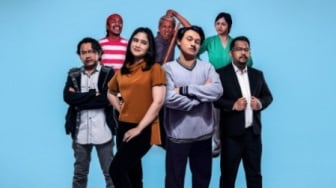 Sinopsis dan Pemain Film Setengah Hati, Drama Komedi Berbalut Unsur Politik