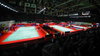 Suasana di area Indonesia Masters 2024 di Istora Senayan, Jakarta, Selasa (23/1/2024). [Suara.com/Alfian Winanto]