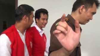 Sidang Vonis Ditunda, Raeza dan Jeremia Pelaku Pemerkosa SPG Cengengesan, Tak Menyesal?