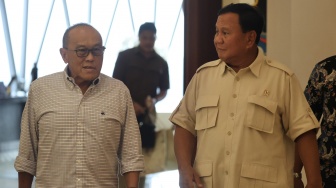 Prabowo Bertemu Aburizal Bakrie: Malah Dijemput, Janganlah, Kau Ini!