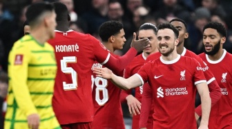 Hasil Bola Tadi Malam: Liverpool Lumat Norwich hingga Atletico Madrid Bungkam Valencia