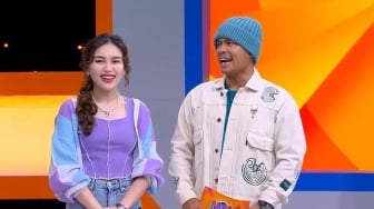 Bareng Wendi Cagur, Ayu Ting Ting Pandu Acara Game Show Pasti Bisa