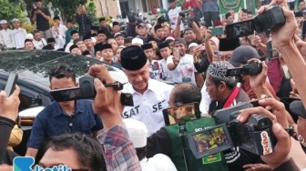 Ganjar Pranowo Sowan ke Ponpes Babussalam Malang, Kiai Thoriq Selipkan Pesan