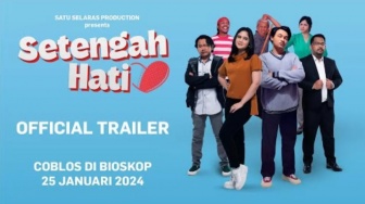 Review Film Setengah Hati, Drama Komedi Politik di Tahun Politik 2024!