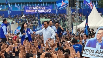 Diterpa Isu Sakit, Prabowo Justru Tampil Bugar Joget Bareng AHY dan Denny Caknan di Kampanye Demokrat