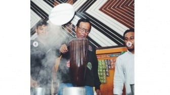 Bikin Kopi Sendiri, Mahfud MD: Enak Loh Racikan Saya