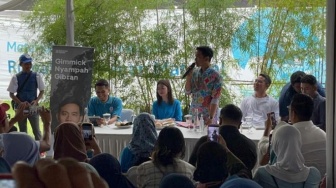 Pemulung Bekasi Minta Bantuan di Gimmick Nyampah Gibran, Greenflation Kembali Disinggung