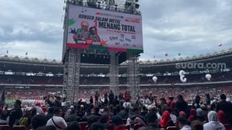 Bikin Merinding, Relawan Ganjar-Mahfud Nyanyikan Indonesia Pusaka di Konser Salam Metal