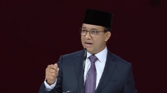 Anies Baswedan Janji Sejahterakan Guru: Negara Jangan Pelit