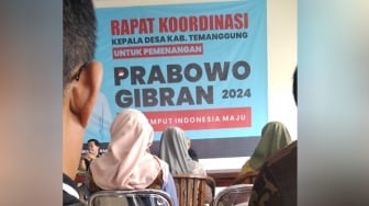 Heboh Foto Rapat Koordinasi Kades Menangkan Prabowo-Gibran, Warganet: Emang Masih Ada Bawaslu?