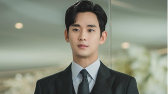 Punya Karakter Sempurna, Kim Soo Hyun Jadi Suami Idaman di Drama 'Queen of Tears'