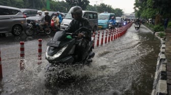 Gegara Air Kiriman dan Hujan Senin Pagi, 30 RT di Jakarta Kebanjiran