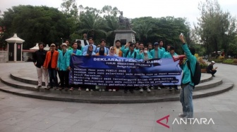 Mahasiswa Solo Raya Gelar Aksi "Pemilu 2024: No Hoax, No Polarisasi!"