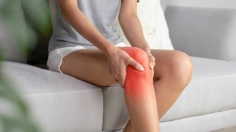 Total Knee Replacement: Solusi Efektif untuk Osteoartritis Lutut pada Pasien Lanjut Usia