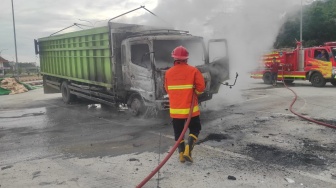 Truk Terbakar di Rest Area Tol Kalianda, Begini Kondisi Sopir dan Kernet